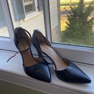 Black lucky brand pumps